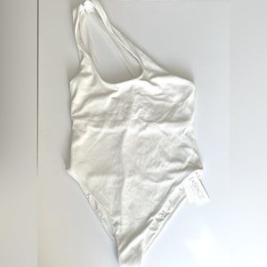 L SPACE NWT “Phoebe” One Piece Swimsuit